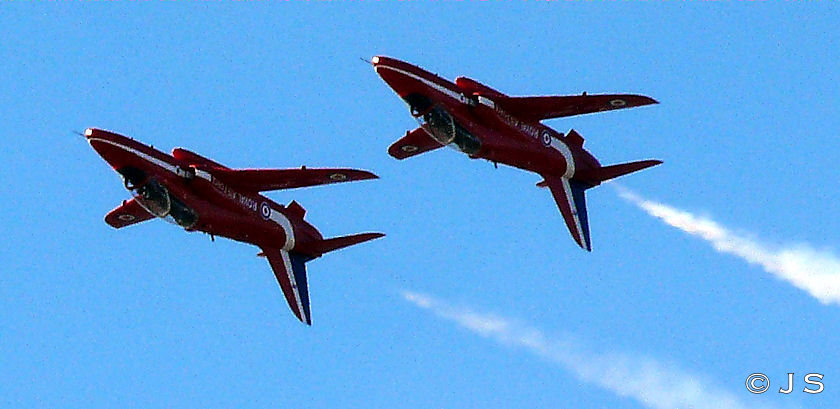 Red Arrows at Southport 2011