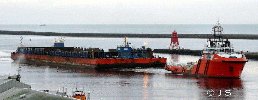 Stema Barge II with Onyx