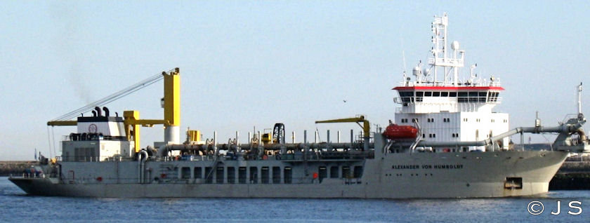 Alexander von Humboldt (dredger)